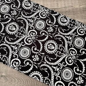Rare ✨Black & White Floral Swirl Ornate Fabric